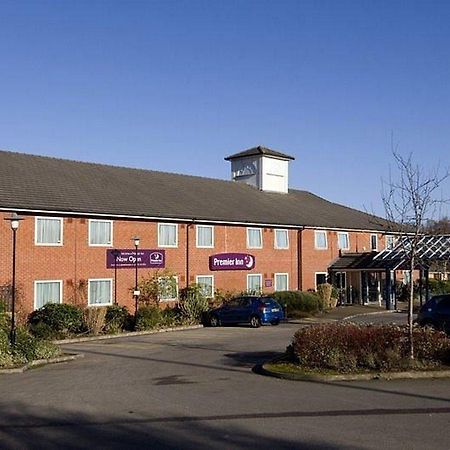 Premier Inn Pontypool Buitenkant foto